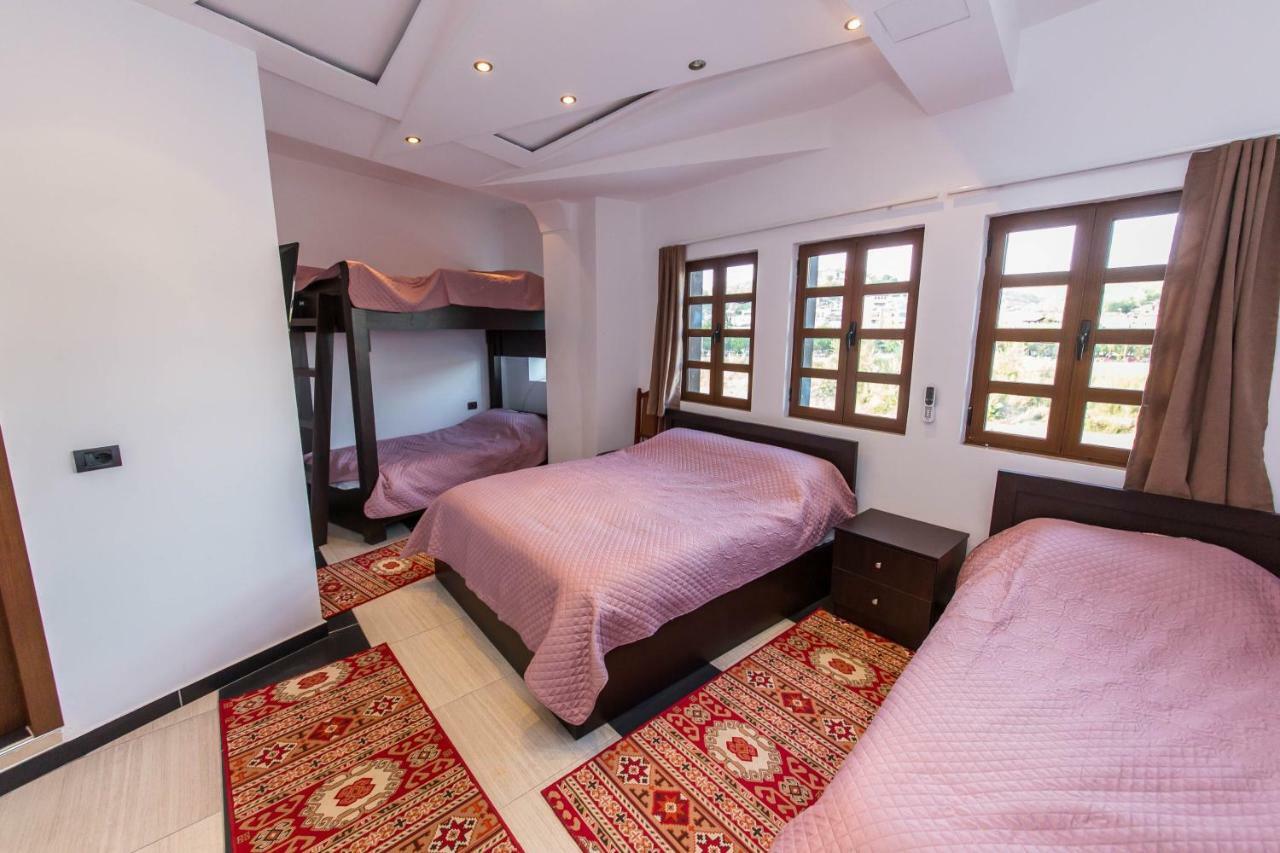 Hotel Ajka Berat Kültér fotó